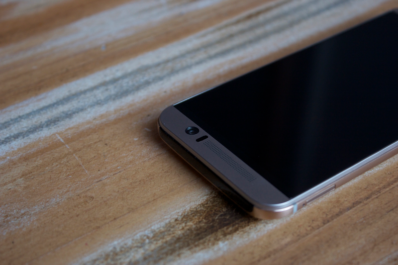 Illustration for article titled HTC One M9, análisis: la peor decepción, el mejor diseño